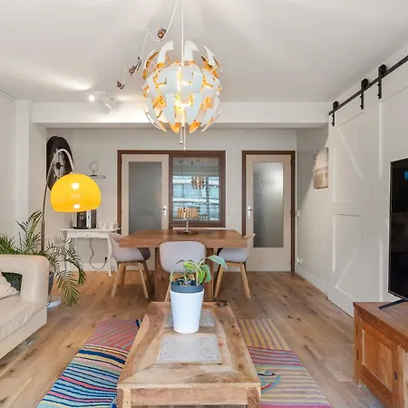 Sharp-vacations Apartment *