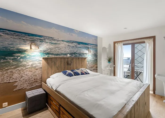 Sharp-vacations Wenduine